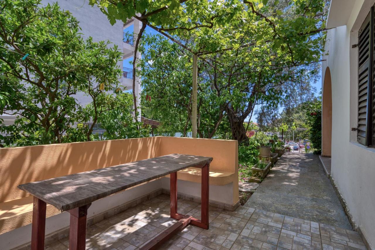 Guest House Vukovic Petrovac Exterior foto