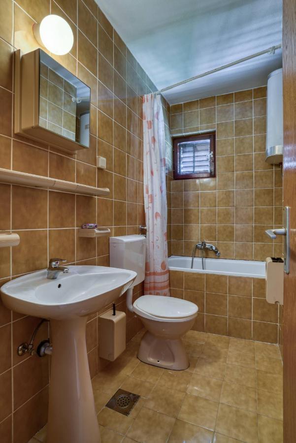 Guest House Vukovic Petrovac Exterior foto
