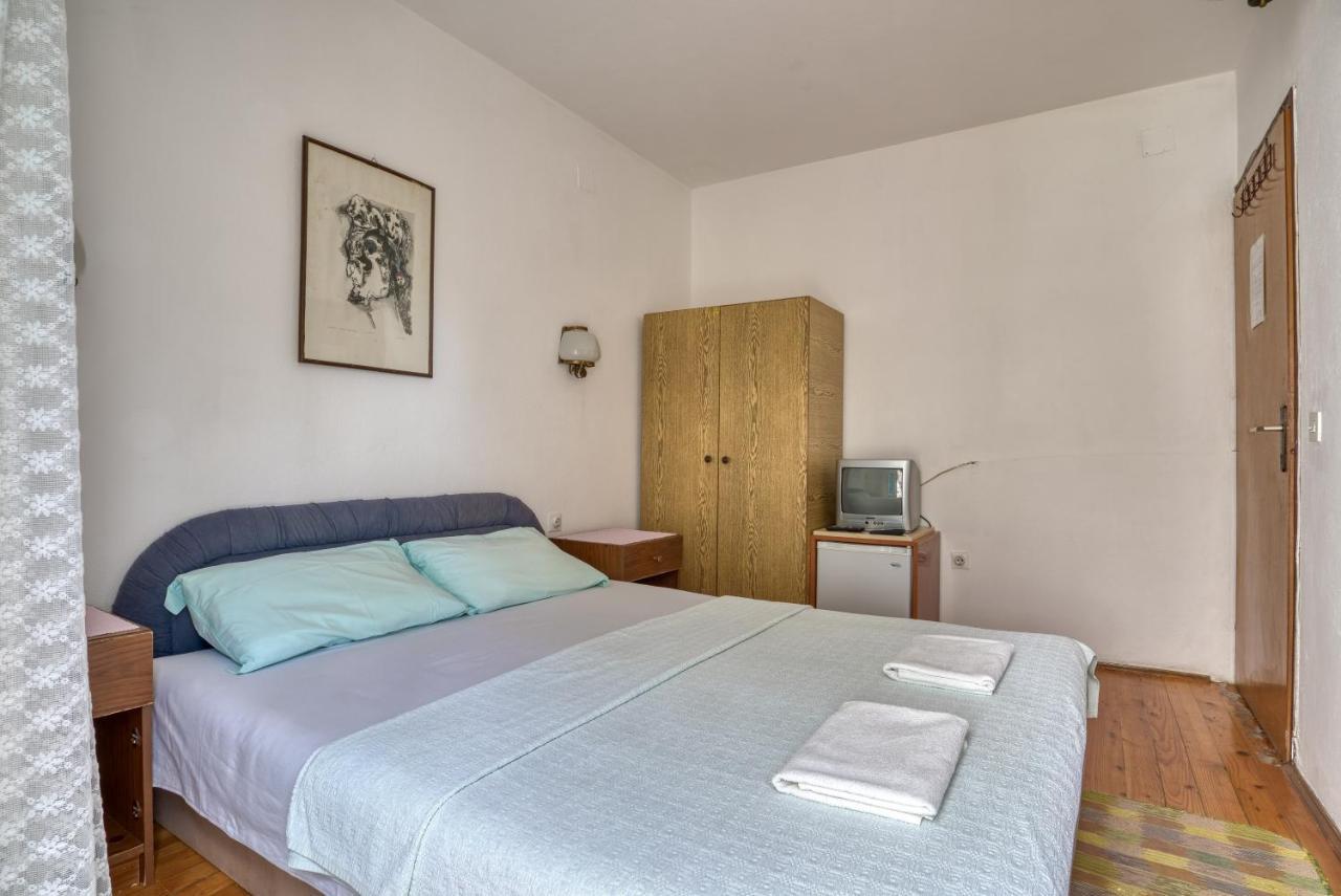 Guest House Vukovic Petrovac Exterior foto