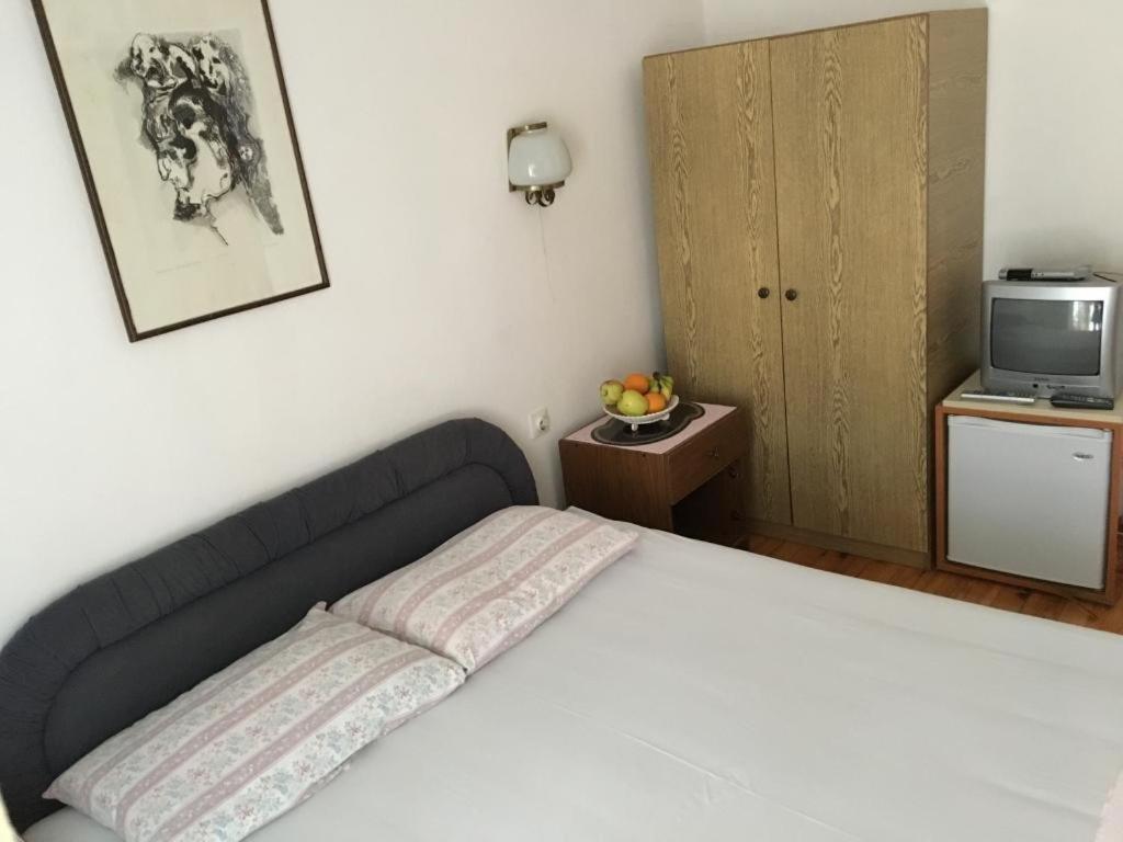 Guest House Vukovic Petrovac Habitación foto