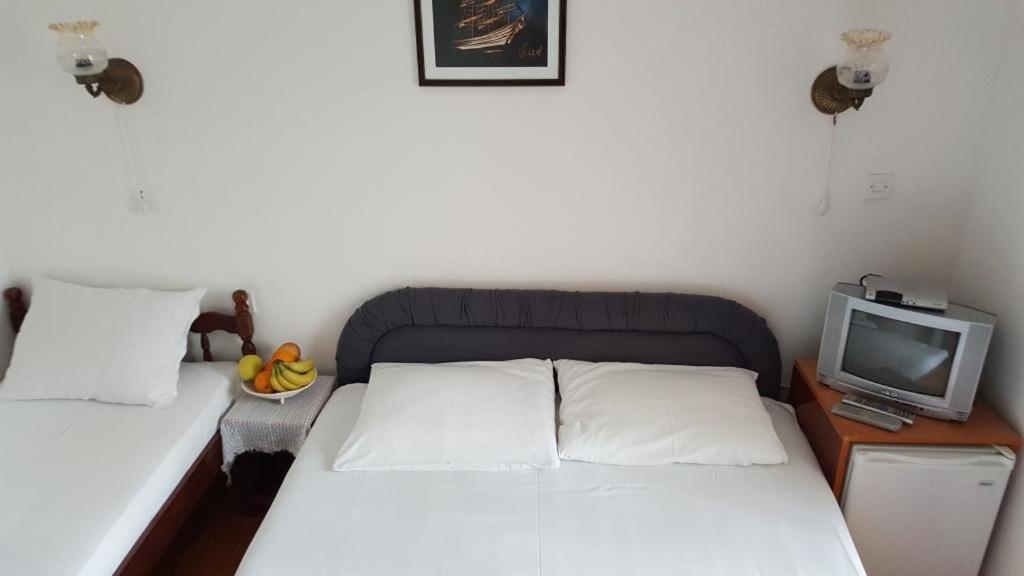 Guest House Vukovic Petrovac Habitación foto